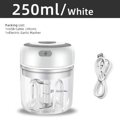 ミニ電動ガーリックチョッパー 250ml・USB充電式・ステンレス刃・プラスチック製・キッチン用 使用シーンイメージ